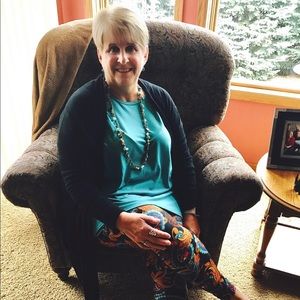 Meet your Posher, Paula